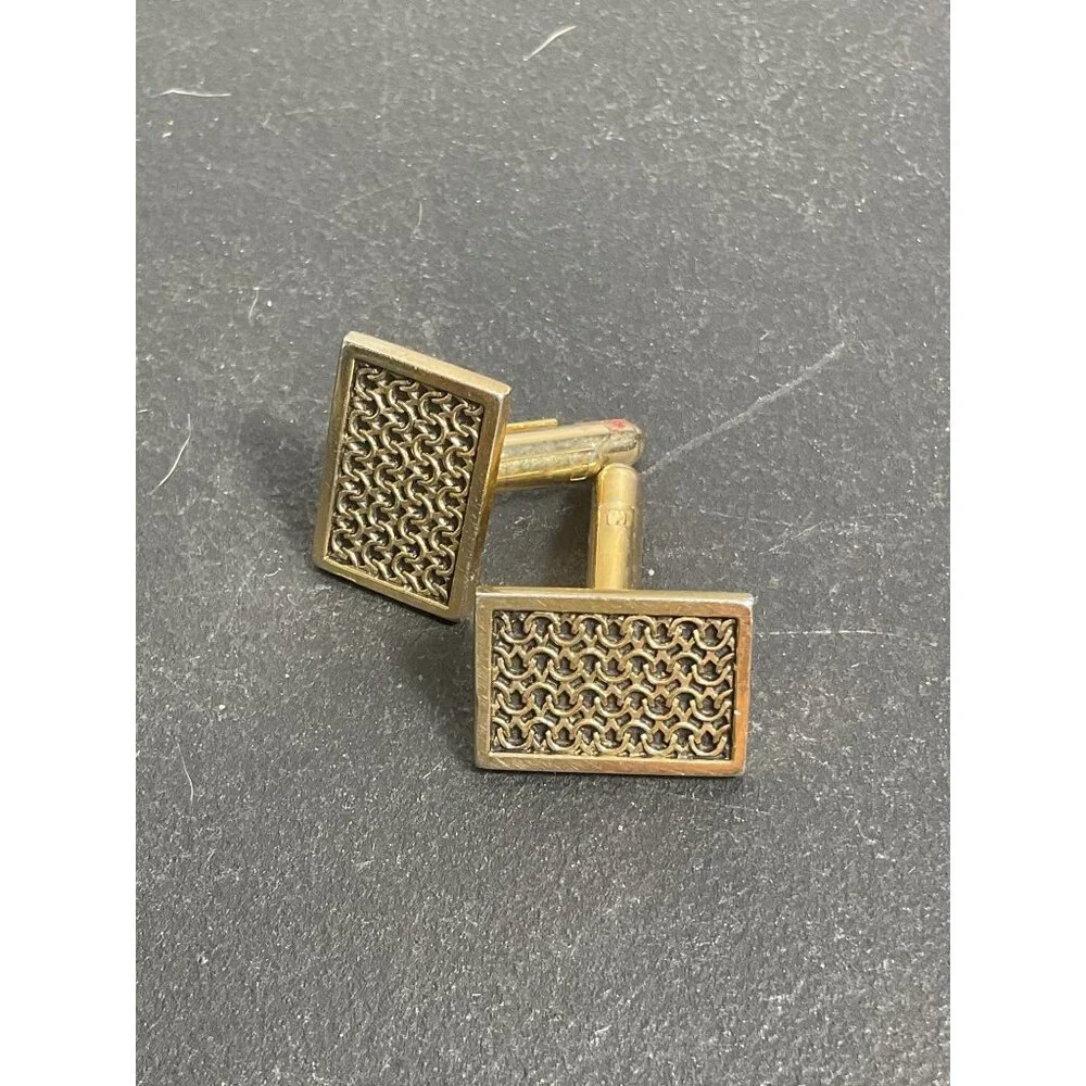 Rectangular Gold Tone Chainmail Pattern Cufflinks